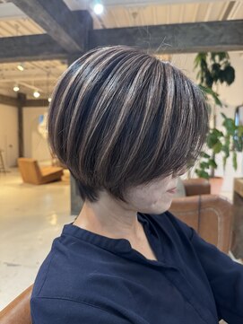 ラウレア(LAULEA) 白髪ぼかしハイライト