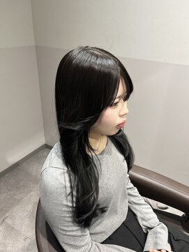 サロウィン 大宮Crest店(SALOWIN) 韓国風レイヤーと暗染めカラー♪