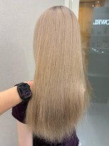ロウル 池袋(LOWRL) 他と違う透明感♪ "ミルクティーグレージュ"