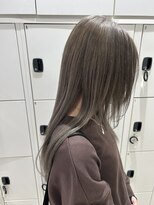 ケンジ 平塚 アネッタ(KENJE annetta)&nbsp;ミルクティーグレージュ／ハイトーンカラー