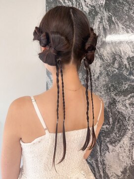 シオン(shion) ロングヘアアレンジ韓国ブリーチなし_597861