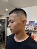 バズカットスキンフェード