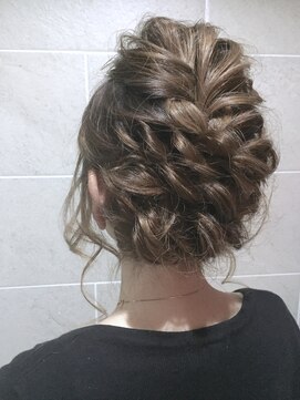 ヘアーデザイン シュシュ(hair design Chou Chou by Yone) ☆chouchou ☆ちょっとルーズな編み込みヘアアレンジ♪