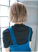 ホワイティーベージュ×ボブ