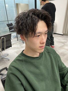 イーラ(era) アップバンクツーブロック刈り上げスパイラルパーマ大阪心斎橋