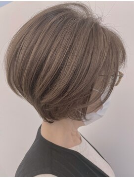 マッシュアンドマッシュアヴェダ ららぽーと福岡店(mash&mash AVEDA) 30代40代50代◎大人ナチュラルレイヤーショート　ららぽーと福岡