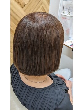 グラッソ ヘアーアンドアイ(Grasso) 美革酸性ストレートと髪質改善メテオ