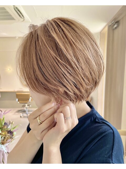 ハイライトショートヘアダブルカラーインナーカラーオージュア