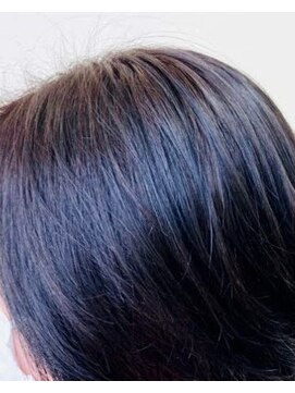 レイディバードカラー 深谷稲荷町店 根元の白髪染め（リタッチ）