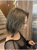 シークレットハイライト×カーキベージュ