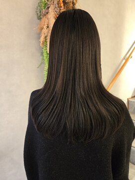 ヴィサージュメゾン(VISAGE maison) 顔回りレイヤーカット