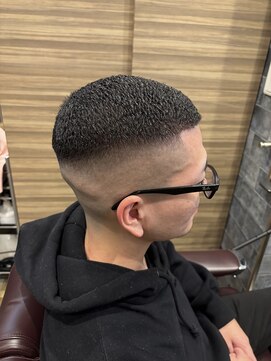 銀座マツナガ 神田店 メンズベリーショートアイロンパーマフェード濡れパンワイルド