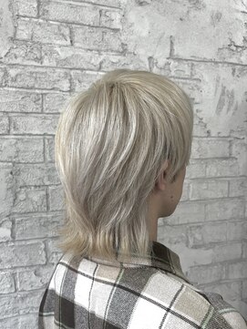 プライズ 池袋店(prize) ウルフマッシュブリーチハイトーンカラー ホワイトミルクティー