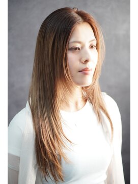 ラルガ 黒崎(Raruga) ハイライトカラーミルクティーベージュレイヤーカット