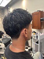 フランクス バーバー ウエストトウキョウ 吉祥寺店(FRANK’S BARBER WEST TOKYO)&nbsp;フェザーパーマサーフカール刈り上げセンターパート Y