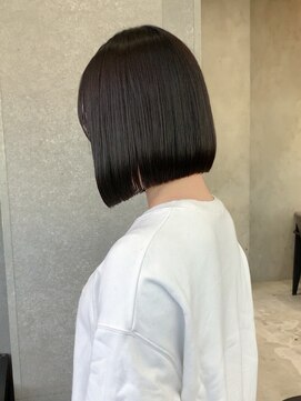 ロンド 表参道店(Lond) ◇多毛の方大歓迎!大人気切りっぱなしボブ 表参道