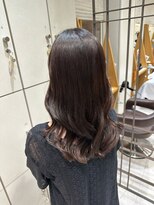 ヴァネッサ(VANESSA)&nbsp;髪質改善水素イルミナカラー艶髪ダークブラウンコテ巻き渡辺りん