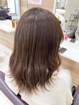 アヴァンス 江坂店(AVANCE.) グレージュカラー