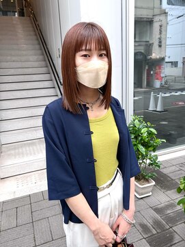 カフ(CAF) CAF松本【毛先の揃ったストレートスタイル×ベージュカラー】