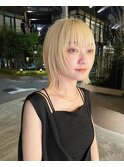 レイヤーボブ ブロンドヘア 外ハネミディアム ミニボブ【Riku】