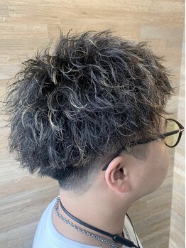 ヴィー ヘアー ファッション バー(VII hair.fashion.bar)の写真/メンズからの支持も高い！再現性の高いパーマスタイルで毎日のセットも簡単に♪メンズのリピーターも多数☆