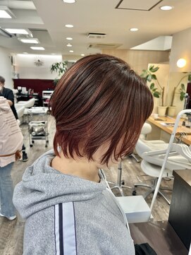 庵 ヘアー(hair) 20代30代40代定番マッシュショート　インナーピンク