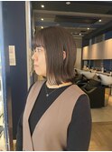 ブリーチなしのグレージュカラー!切りっぱなしボブ