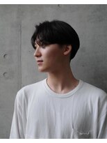 ヘアサロン ガリカ 表参道(hair salon Gallica)&nbsp;【磯貝愛弥】頭にフィットするセンターパート