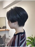 ショートボブ