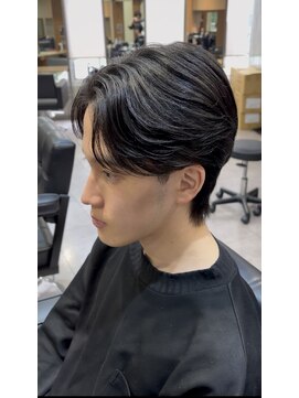 エクシア 渋谷店(EXCIA) 曲がる縮毛矯正 毛流れセンターパート