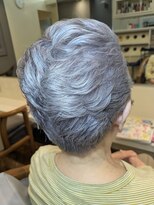 サテンドール ヘアクラブ ショートレイヤー