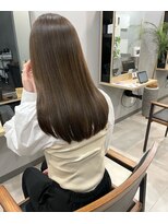 アトレ 福岡大名店(attrait) ミディアム透明感グレージュヘアスタイル