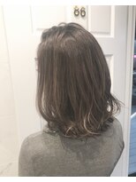 レイドバック(LAID BACK)&nbsp;【LAIDBACK 代官山】大人無造作の外ハネスタイル