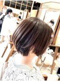 ショートボブ