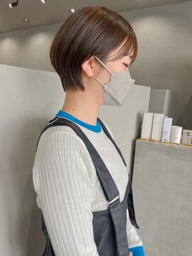 モノトーン(MONOTONE) ショートボブ