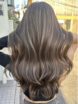 ヨロ 小岩(YOLO) ハイライトカラーミルクティーベージュケアブリーチダブルカラー