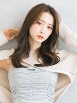 リリーオブザベイス(Lily of the Vase)&nbsp;ふんわりカール、透明感、ロングヘア