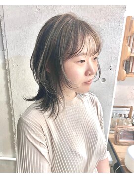 シエン 恵比寿(CIEN) ウルフカット/レイヤーカット/グレーベージュ/くすみベージュ