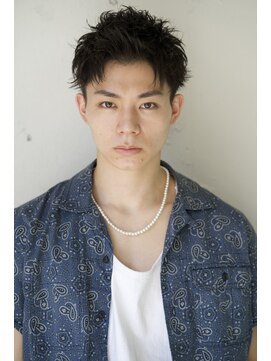 ロミーオム 本厚木(ROMMY. Homme) 刈り上げツーブロックアップバングショートビジネスメンズヘア