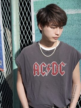 イントロバイフィーネ 渋谷(INTRO . by Fi-Ne) 【INTRO./渋谷】ツーブロック刈り上げ無造作マッシュ