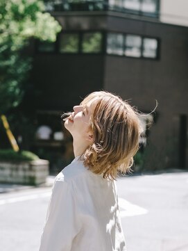 らふる 外ハネ ニュアンスウェーブボブ