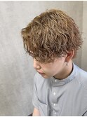 波巻きパーマ/波巻きスパイラル/ブリーチパーマ/センターパート