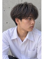 ORI. men’s hair by ENURE【オリ メンズヘア バイ エヌア】&nbsp;若者に人気　シースルーマッシュ