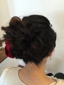 カミリー(Kamily) 和装にも洋装にもOKなアレンジヘアー