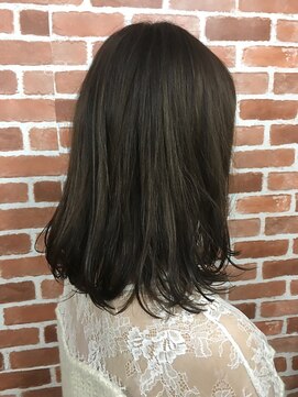 シュガービー(SUGAR-B) 【SUGAR-B】イルミナカラーでブルージュミディ