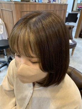 ハグヴィアン(HUG BIEN) インナーカラー×ベージュ