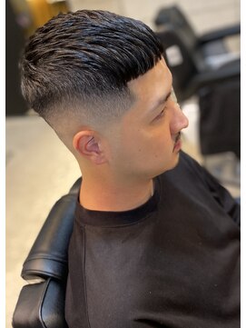 フランクスバーバーザスタンド(Frank’s barber the stand) ハイスキンフェードクロップ　バーバースタイル