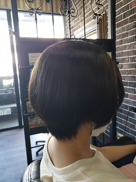 トリップ ヘアーメイク ショートボブ
