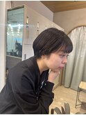 ☆癖が出る人は流行のタイトなアイロン無しショートでおしゃれに