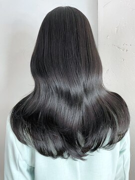 アイティー バイ アルバム 浦和店(IT by ALBUM) ブルーブラック_斜めバンググレージュカラー_ba400102